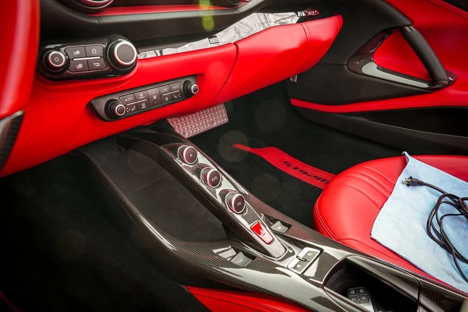 2021 Ferrari 812 GTS - Image 15 of 20