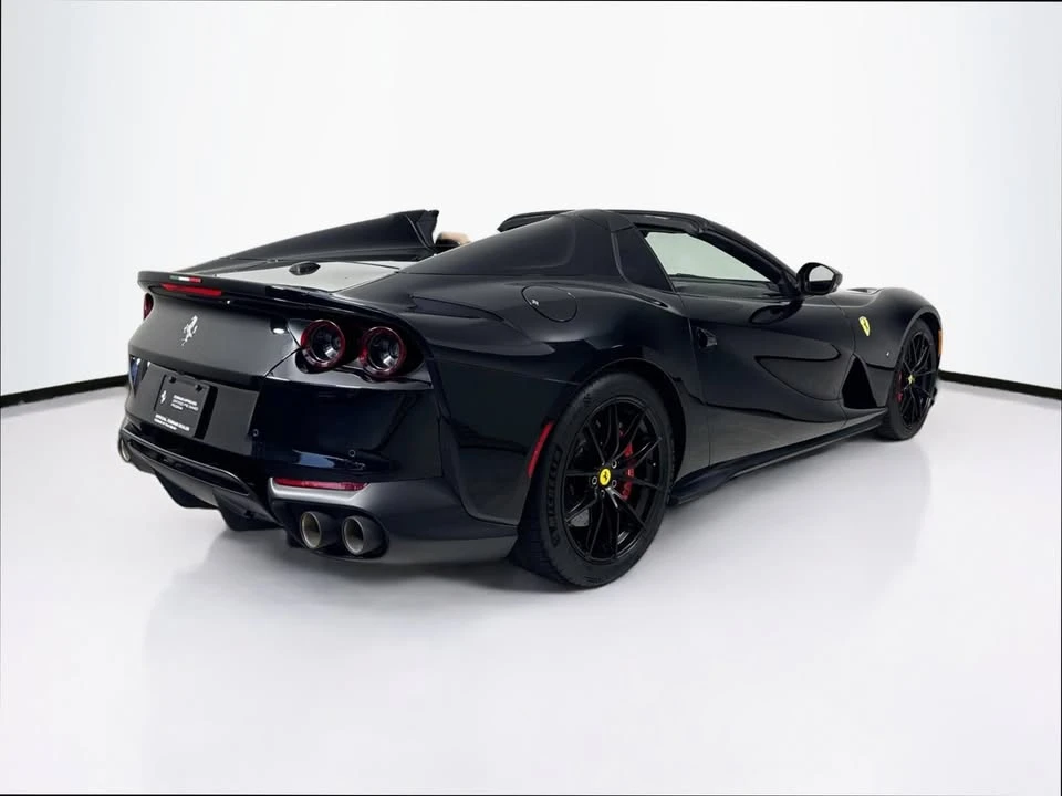 2021 Ferrari 812 GTS - Image 7 of 19