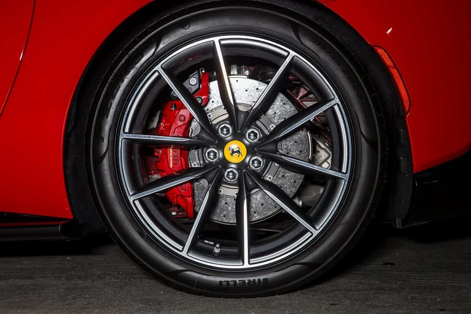 2021 Ferrari 812 GTS - Image 10 of 20