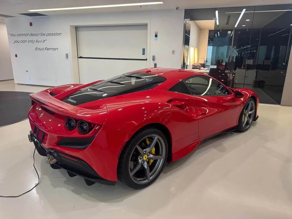 2021 Ferrari F8 - Image 5 of 14