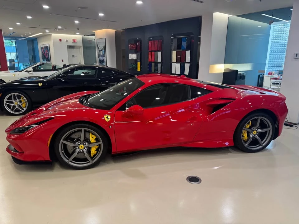 2021 Ferrari F8 - Image 2 of 14