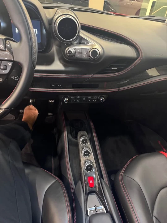 2021 Ferrari F8 - Image 9 of 14