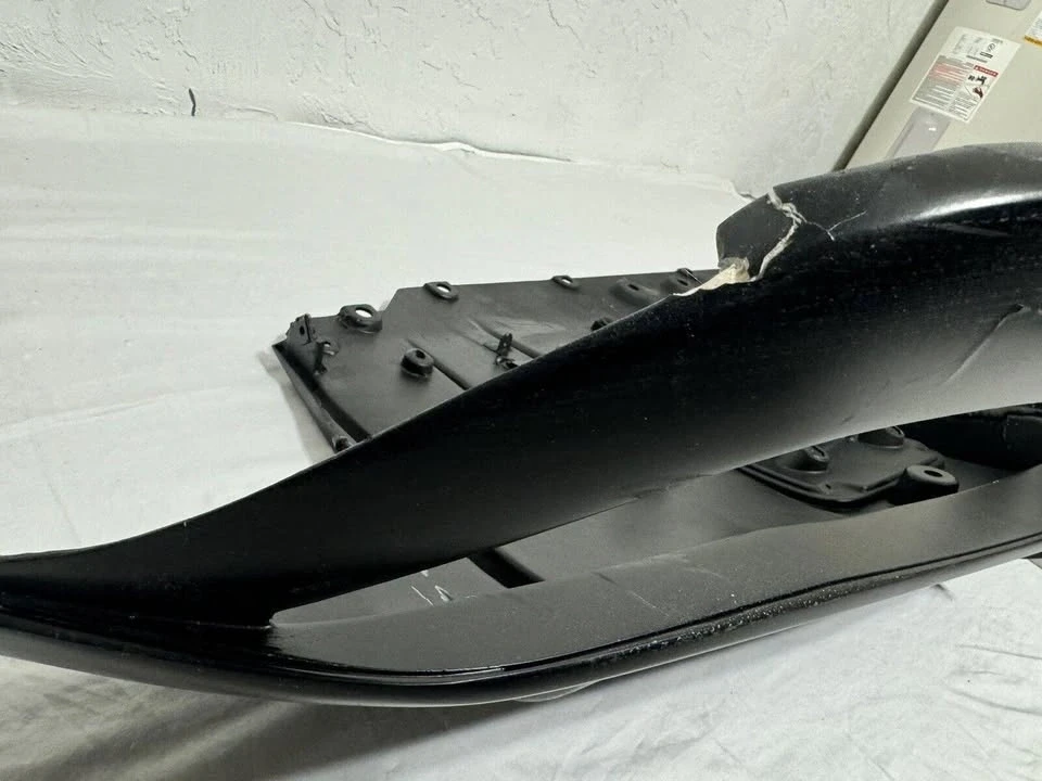 2021 Parts & Memorabilia Bodywork - Image 6 of 9