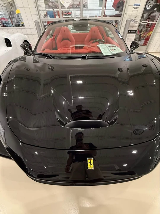 2021 Ferrari F8 Spider - Image 2 of 3
