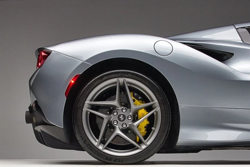 2021 Ferrari F8 Spider - Image 15 of 31
