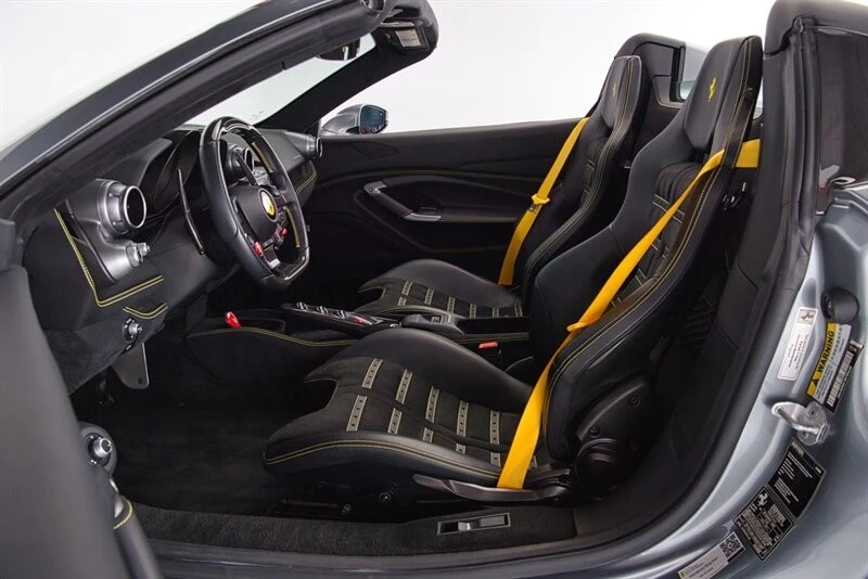 2021 Ferrari F8 Spider - Image 20 of 31