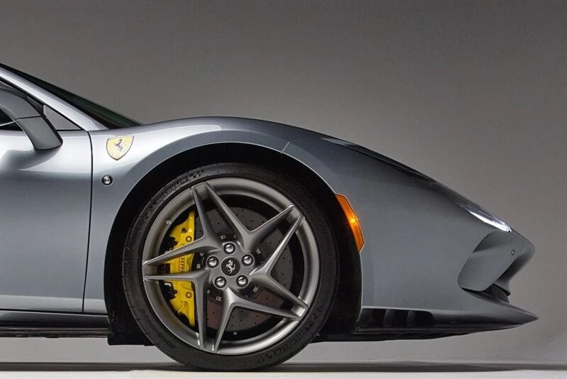 2021 Ferrari F8 Spider - Image 16 of 31