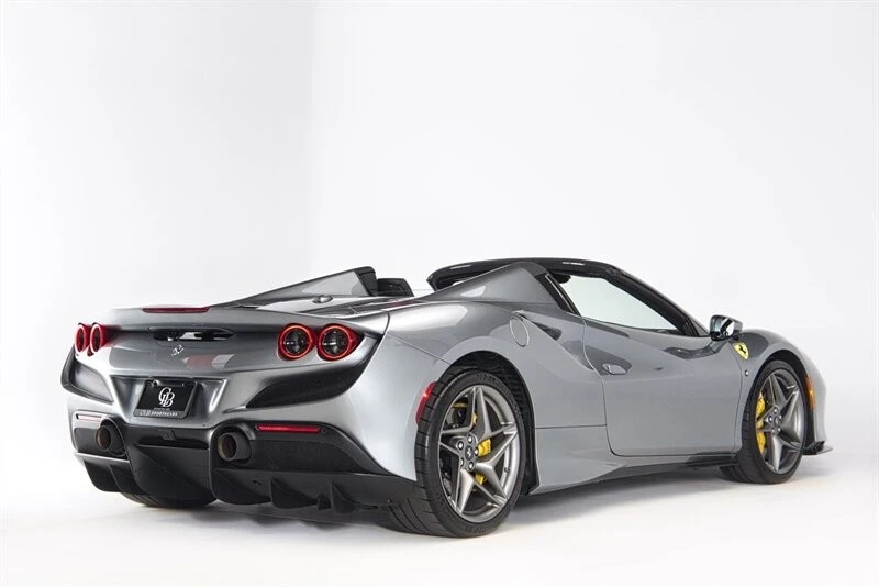2021 Ferrari F8 Spider - Image 12 of 31