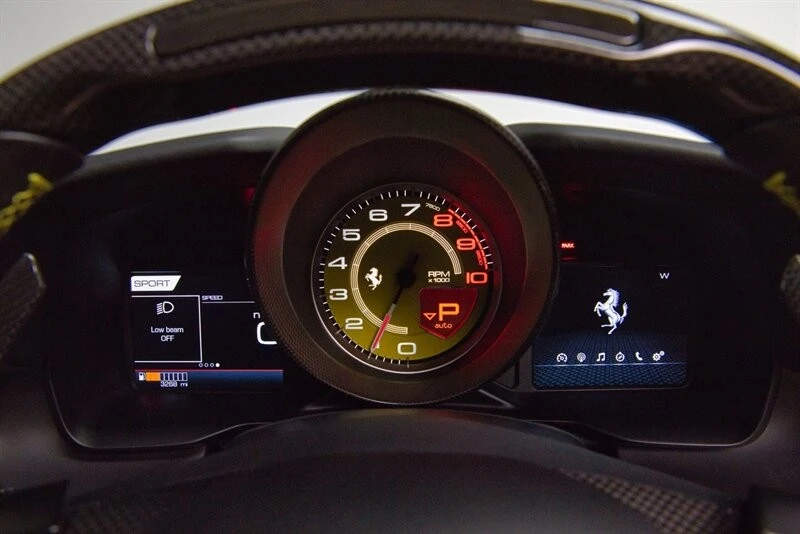 2021 Ferrari F8 Spider - Image 25 of 31