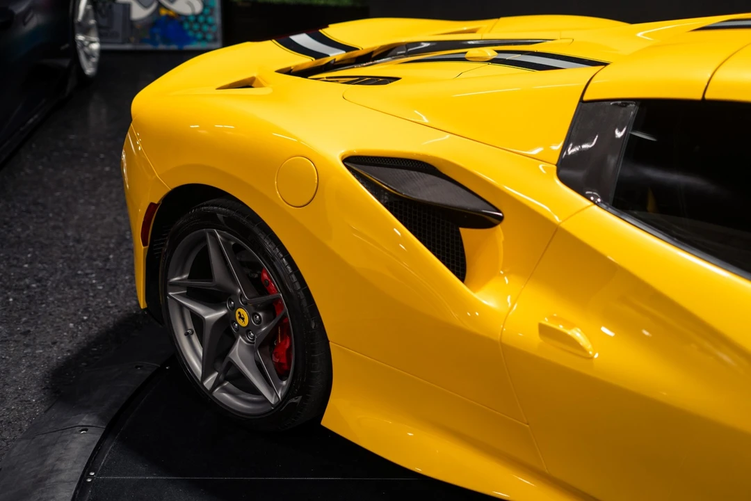 2021 Ferrari F8 Spider - Image 3 of 31