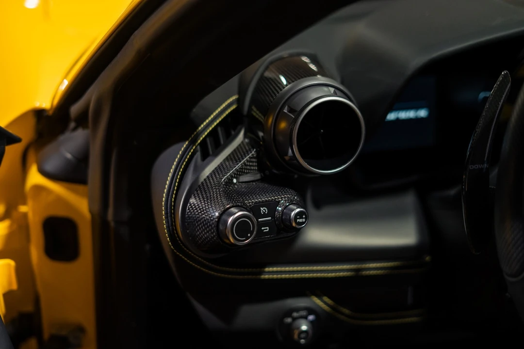 2021 Ferrari F8 Spider - Image 17 of 31