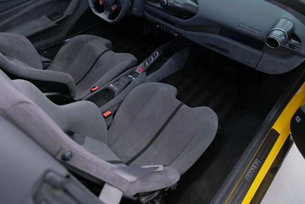 2021 Ferrari F8 Spider - Image 23 of 31