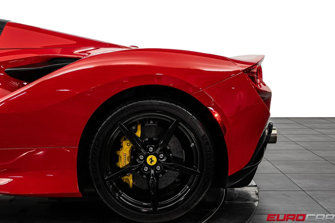 2021 Ferrari F8 Spider - Image 20 of 31