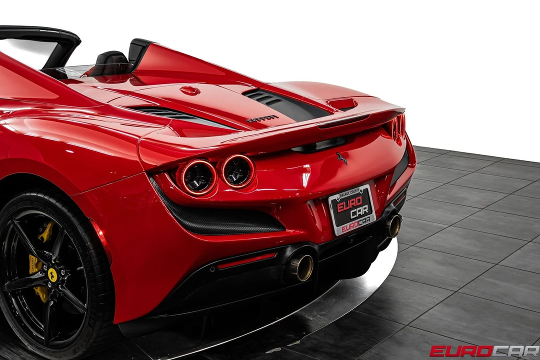 2021 Ferrari F8 Spider - Image 21 of 31