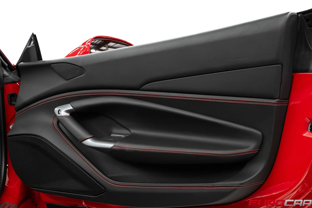 2021 Ferrari F8 Spider - Image 29 of 31