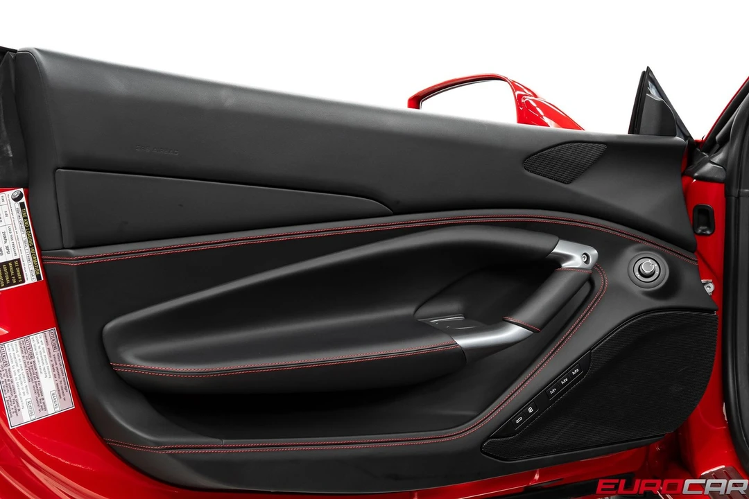 2021 Ferrari F8 Spider - Image 30 of 31