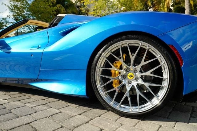 2021 Ferrari F8 Spider - Image 17 of 21