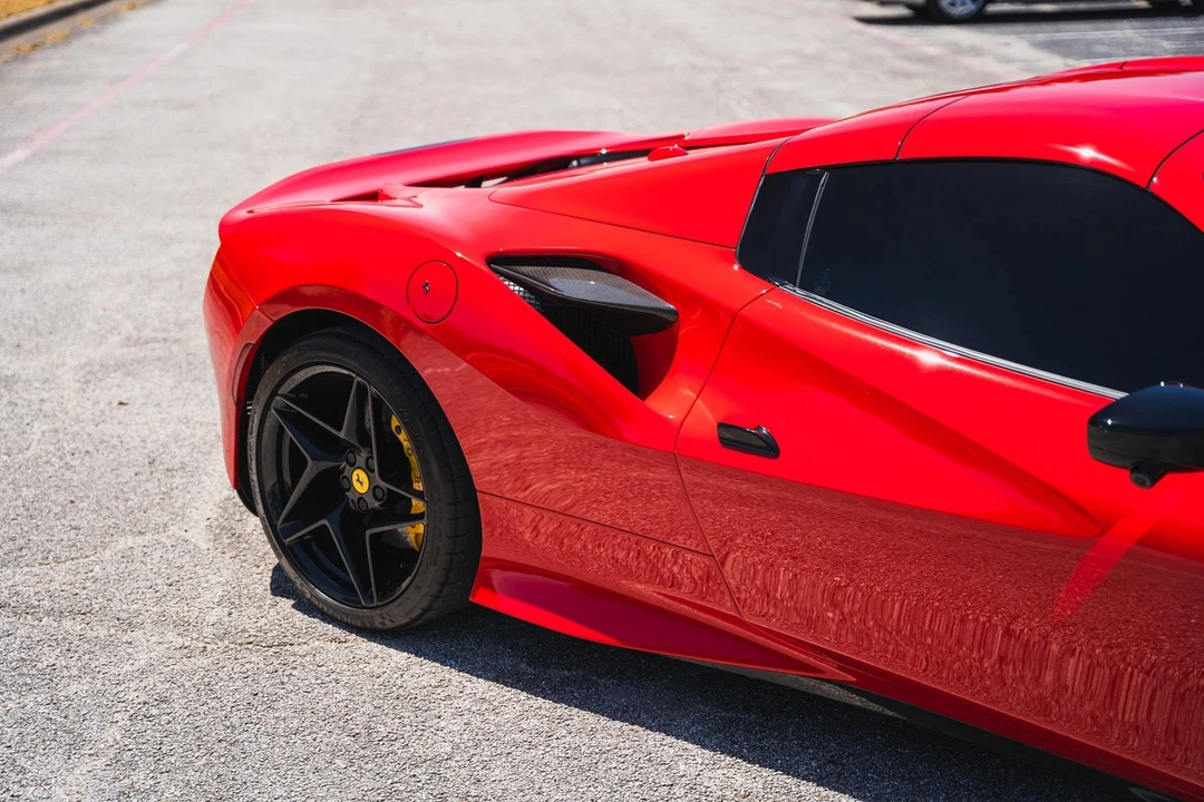 2021 Ferrari F8 Spider - Image 30 of 31