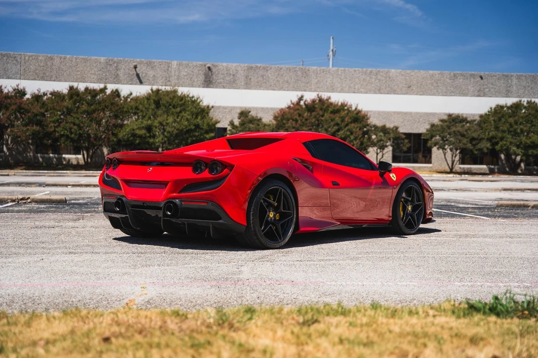 2021 Ferrari F8 Spider - Image 9 of 31