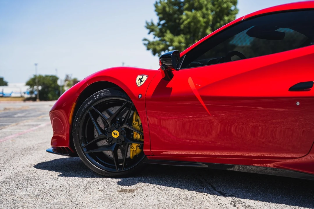 2021 Ferrari F8 Spider - Image 18 of 31