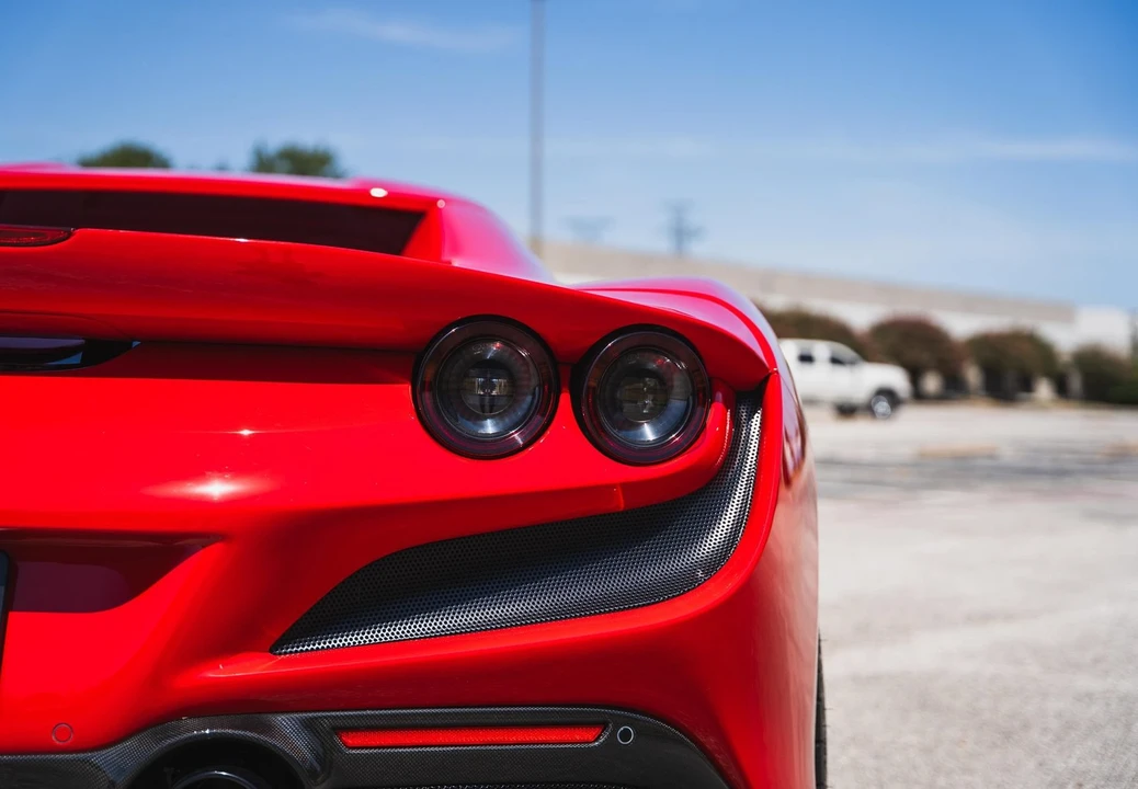 2021 Ferrari F8 Spider - Image 26 of 31
