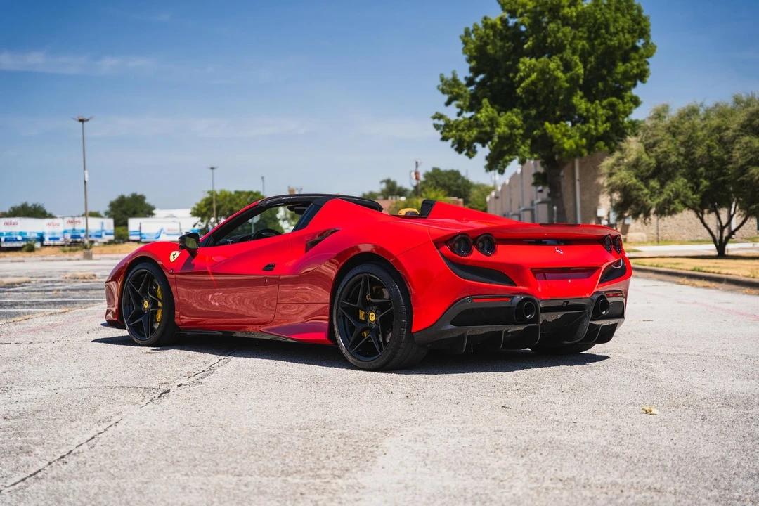 2021 Ferrari F8 Spider - Image 4 of 31