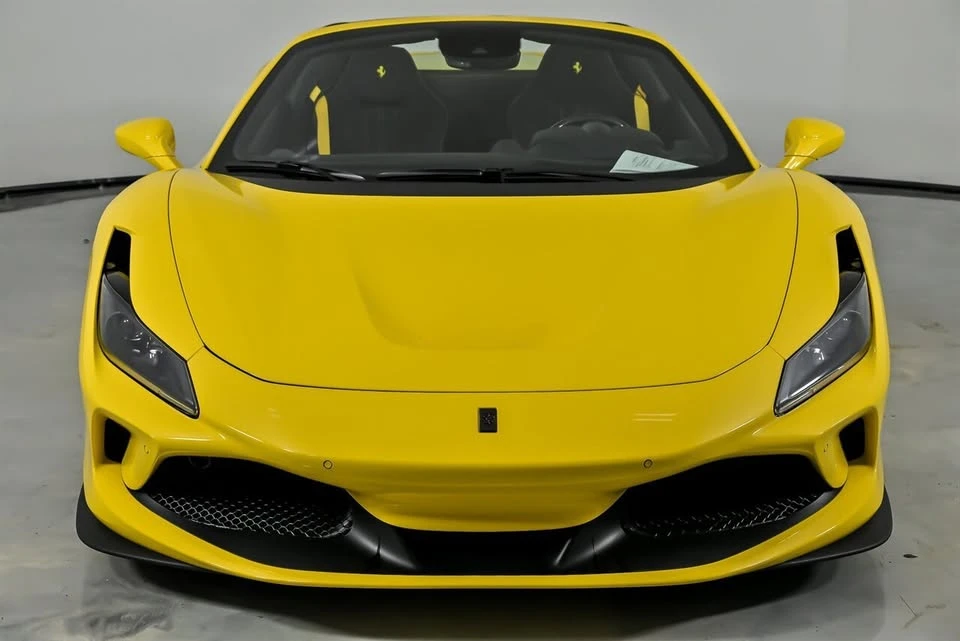 2021 Ferrari F8 Spider - Image 5 of 20