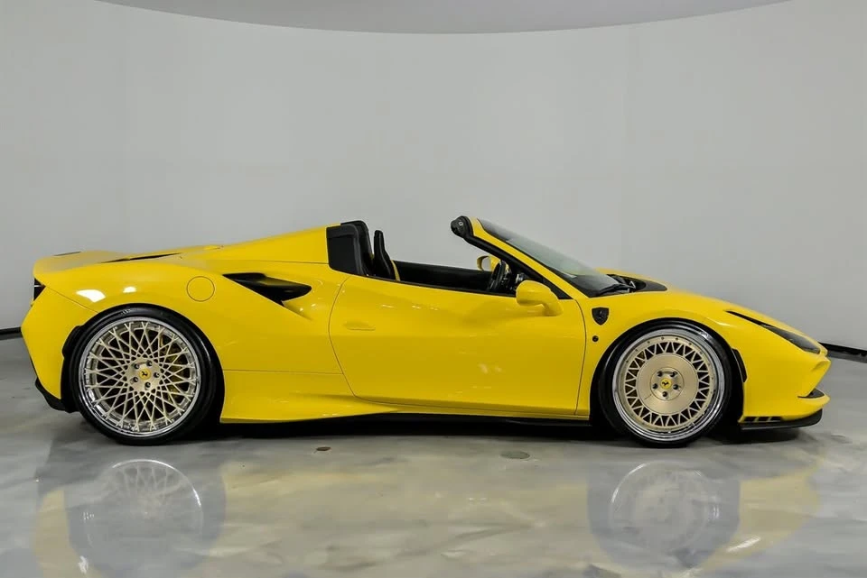 2021 Ferrari F8 Spider - Image 14 of 20