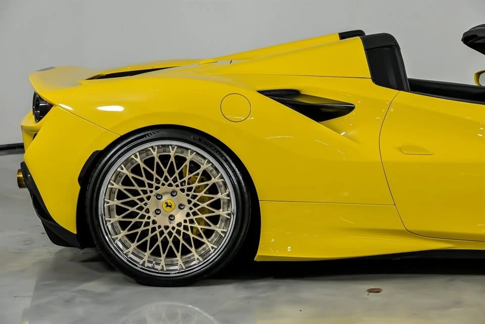 2021 Ferrari F8 Spider - Image 13 of 20