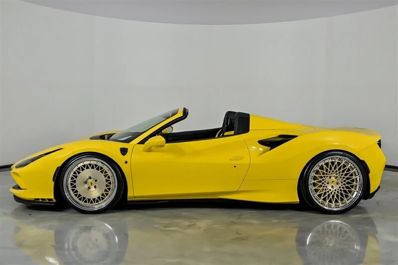 2021 Ferrari F8 Spider - Image 8 of 31