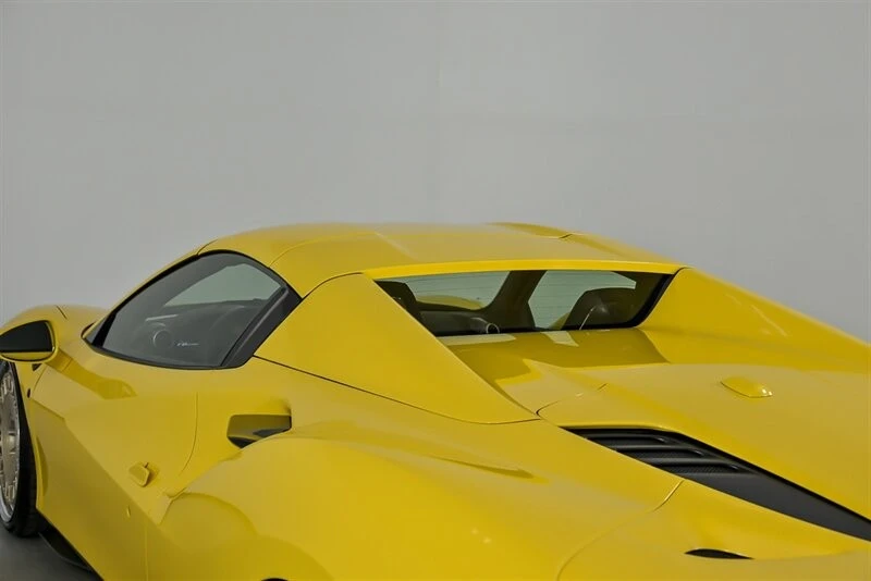 2021 Ferrari F8 Spider - Image 18 of 31