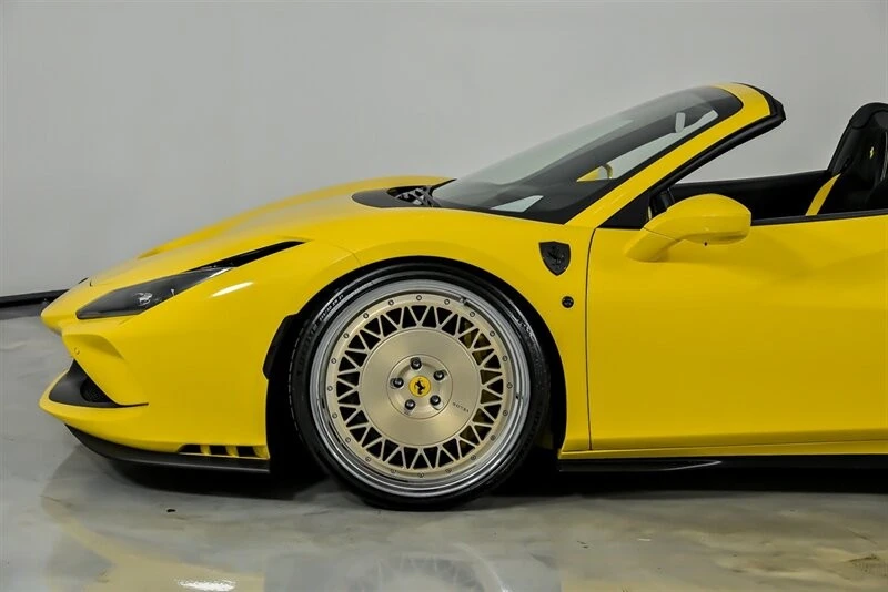 2021 Ferrari F8 Spider - Image 7 of 31