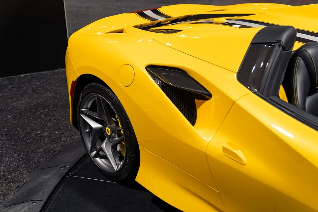 2021 Ferrari F8 Spider - Image 15 of 31