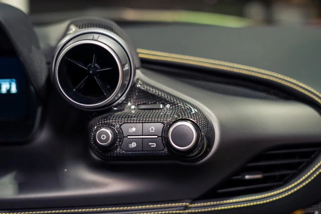 2021 Ferrari F8 Spider - Image 14 of 31