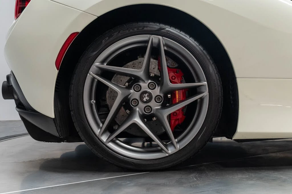 2021 Ferrari F8 Spider - Image 23 of 31