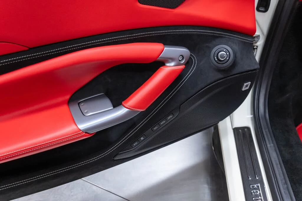 2021 Ferrari F8 Spider - Image 7 of 31