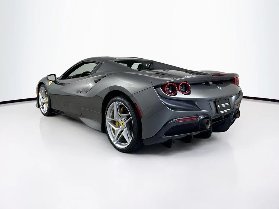 2021 Ferrari F8 Spider - Image 5 of 6