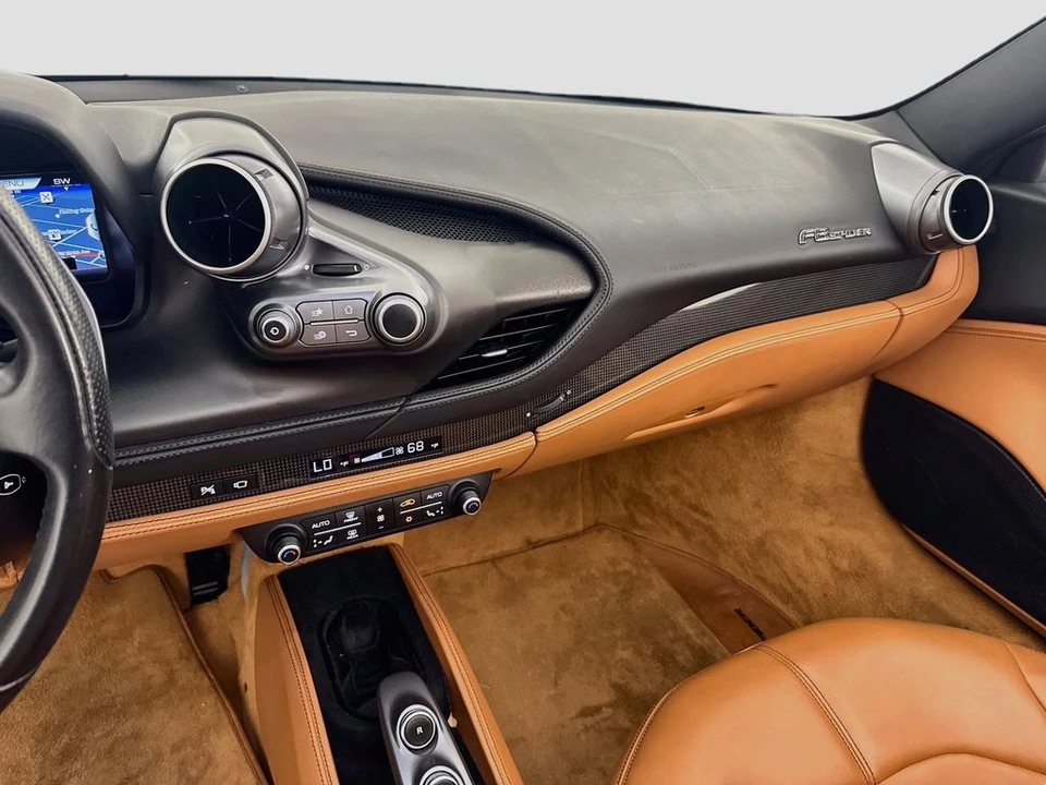 2021 Ferrari F8 Spider - Image 24 of 31