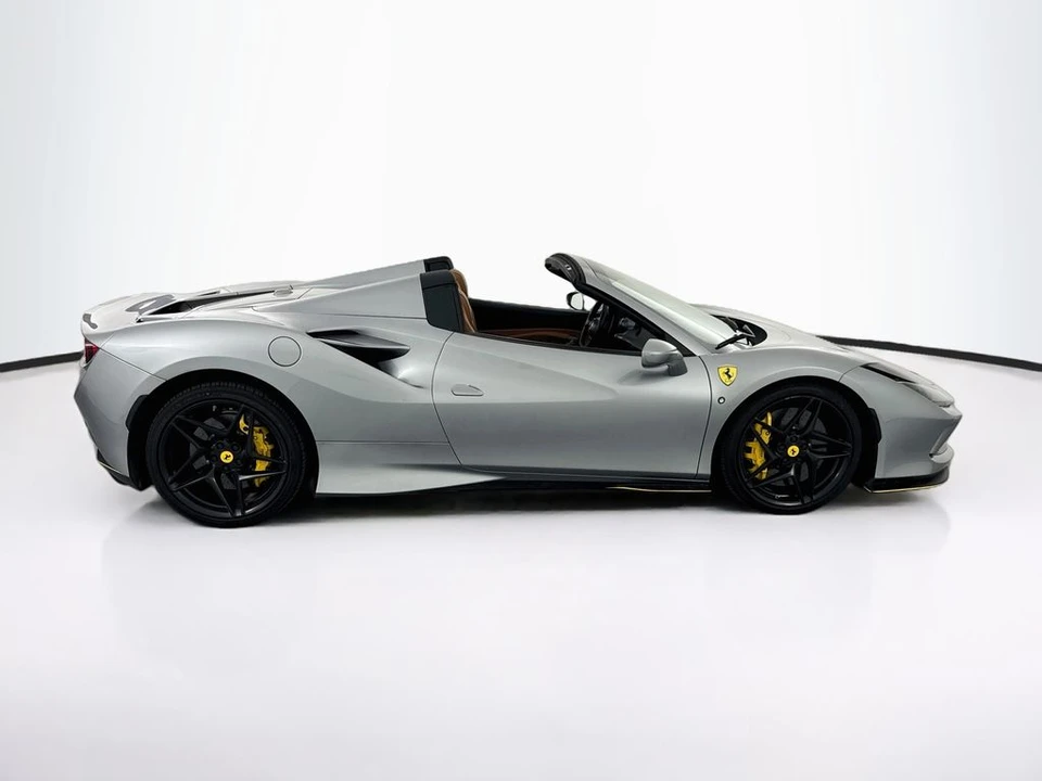 2021 Ferrari F8 Spider - Image 4 of 31