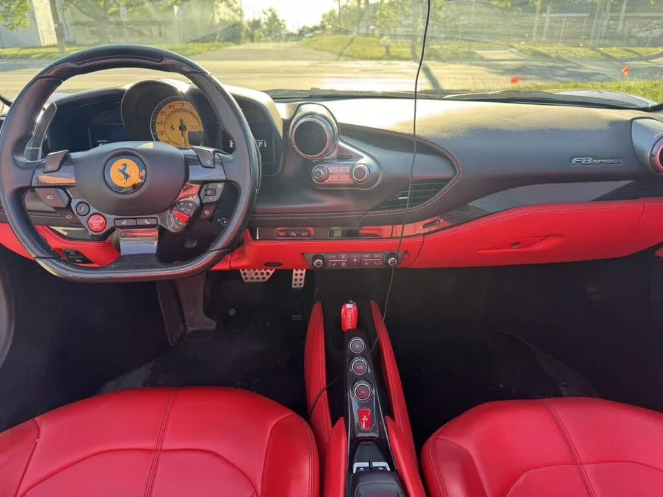 2021 Ferrari F8 Spider - Image 12 of 17