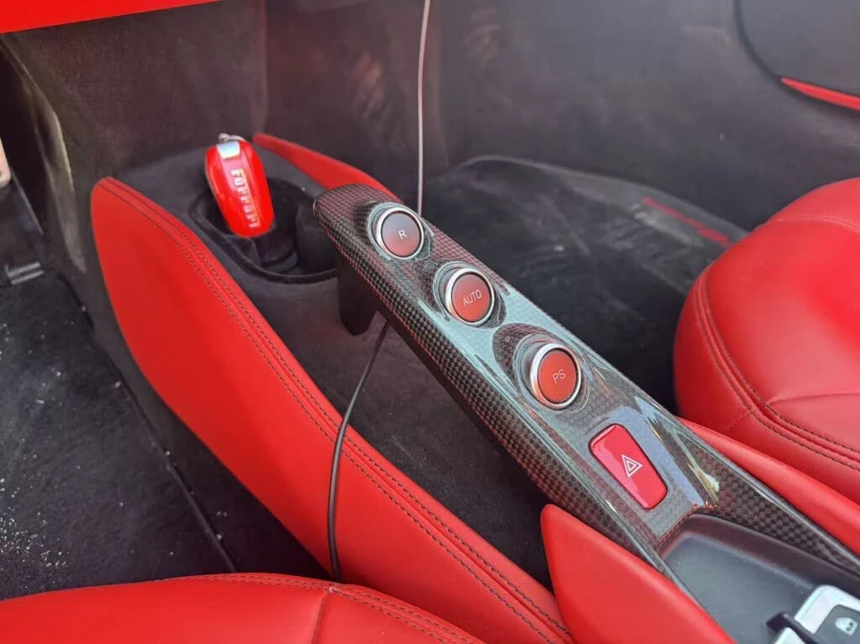 2021 Ferrari F8 Spider - Image 13 of 17