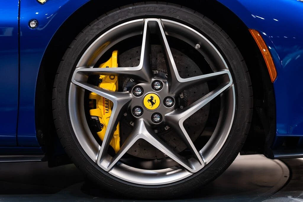 2021 Ferrari F8 Spider - Image 16 of 31