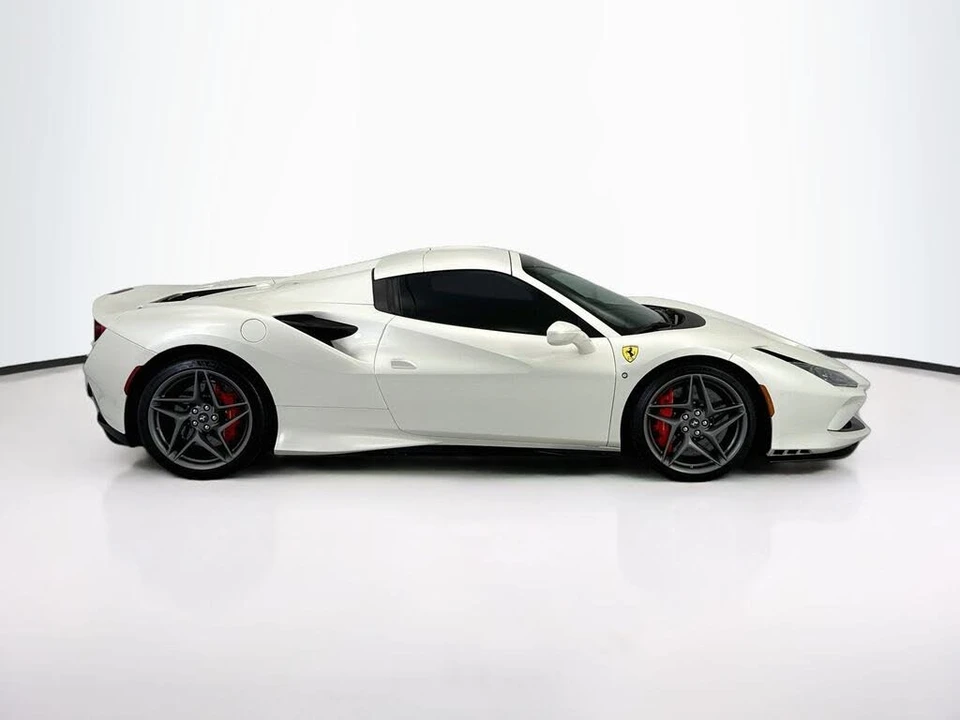 2021 Ferrari F8 Spider - Image 12 of 31
