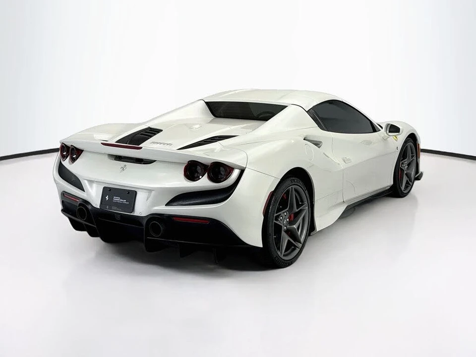 2021 Ferrari F8 Spider - Image 13 of 31