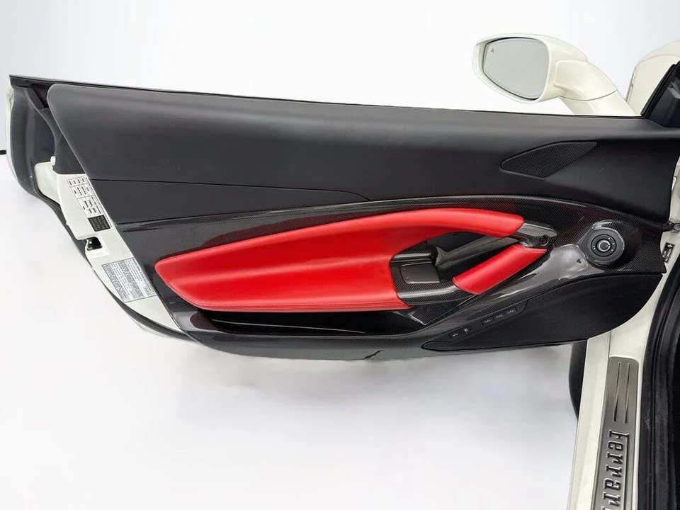 2021 Ferrari F8 Spider - Image 29 of 31