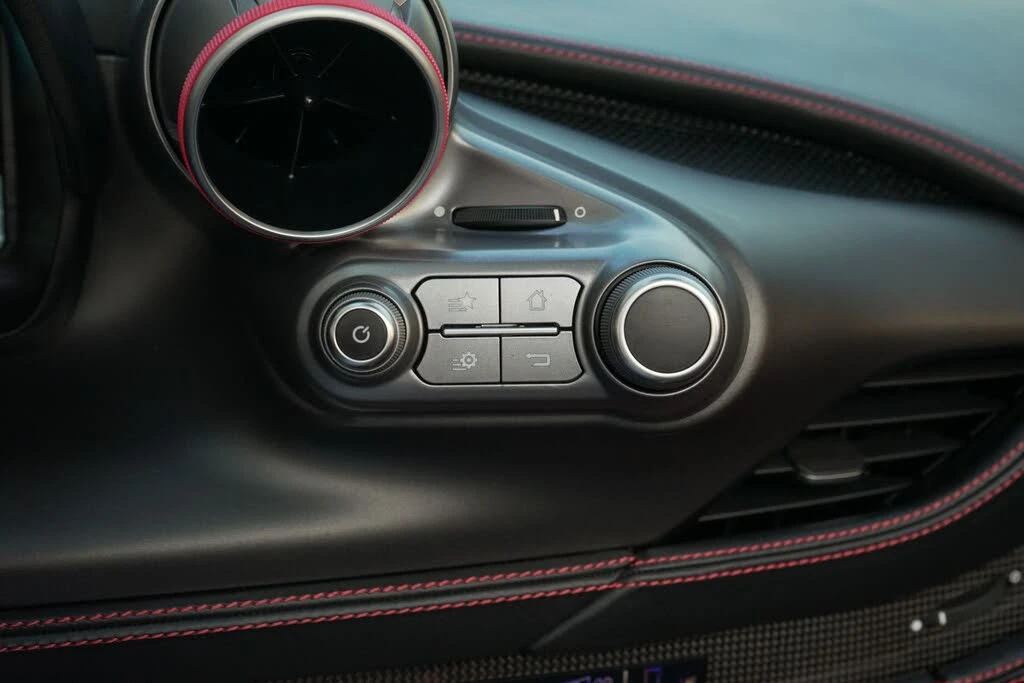 2021 Ferrari F8 Spider - Image 27 of 31