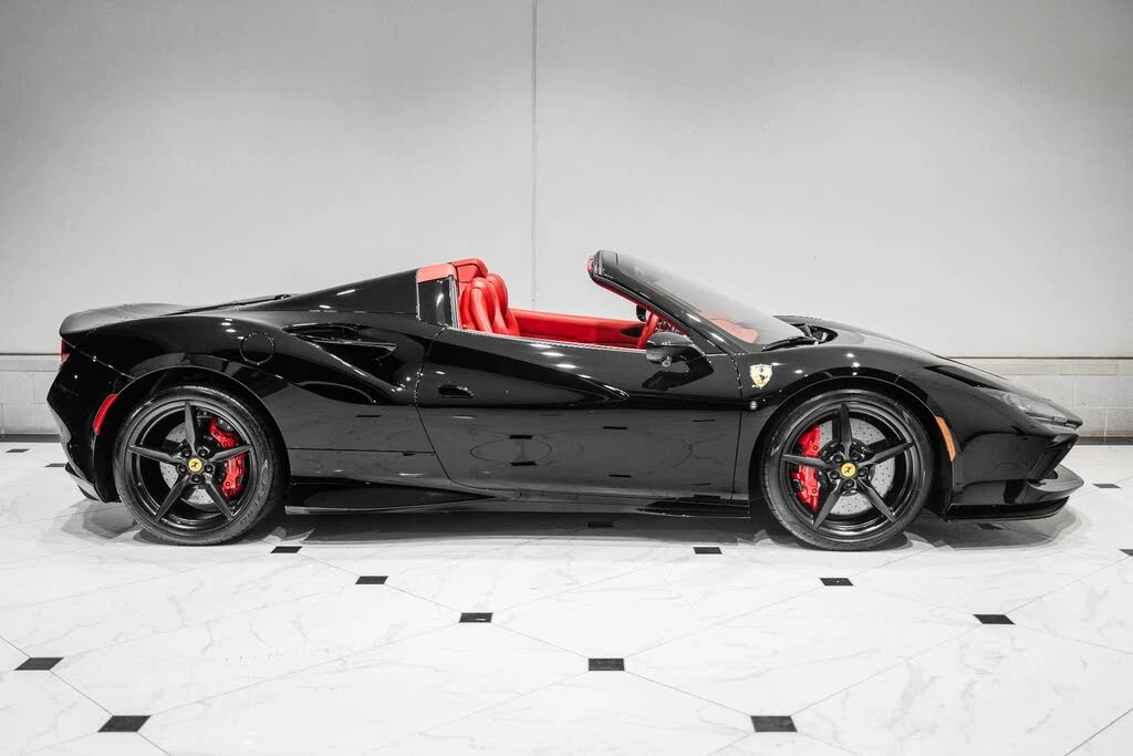 2021 Ferrari F8 Spider - Image 6 of 31