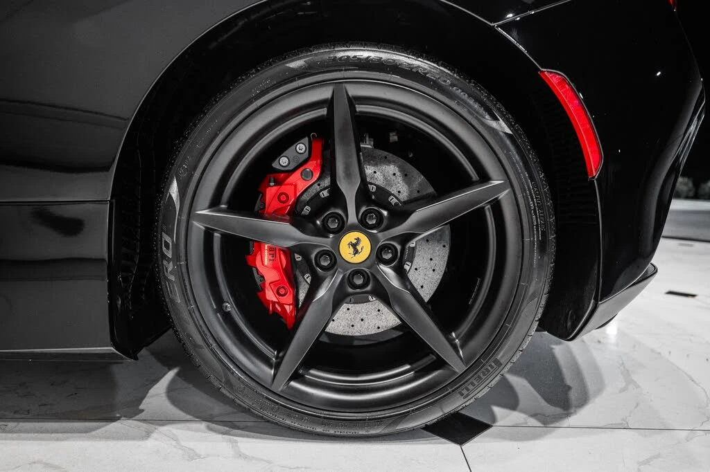 2021 Ferrari F8 Spider - Image 16 of 31