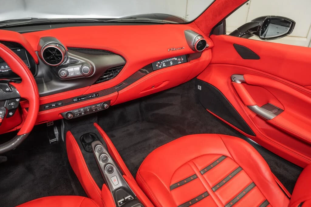 2021 Ferrari F8 Spider - Image 26 of 31