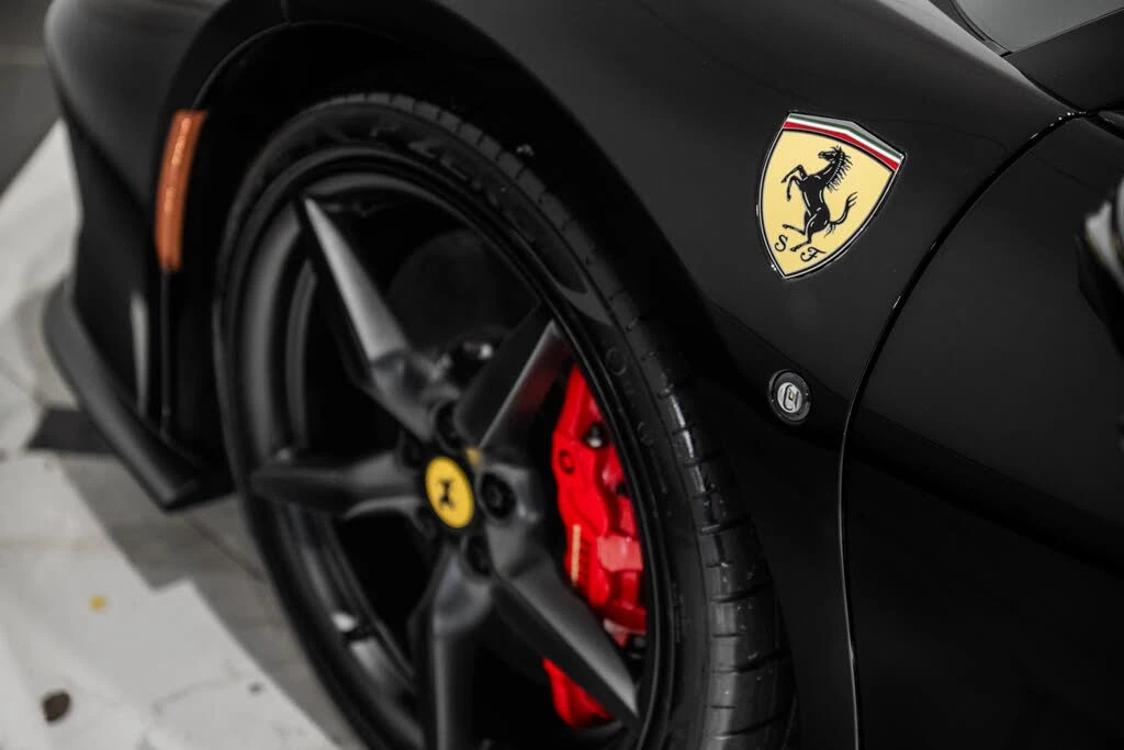 2021 Ferrari F8 Spider - Image 12 of 31